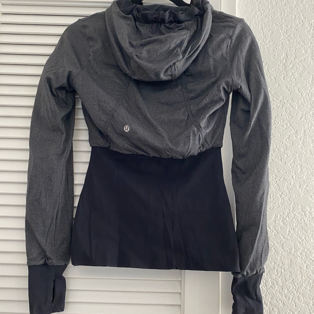 Lululemon Two-toned Reversible to all black Define Jacket.